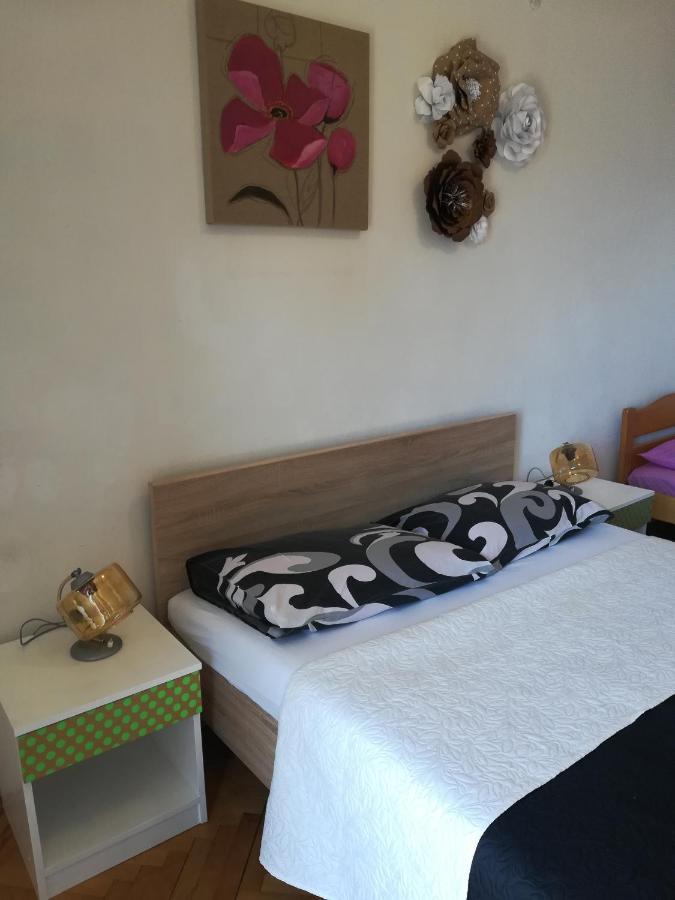 Apartments By The Sea Lokva Rogoznica, Omis - 4821 外观 照片