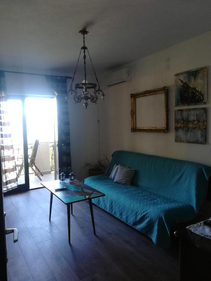 Apartments By The Sea Lokva Rogoznica, Omis - 4821 外观 照片